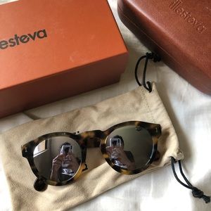 Illesteva round mirror sunglasses